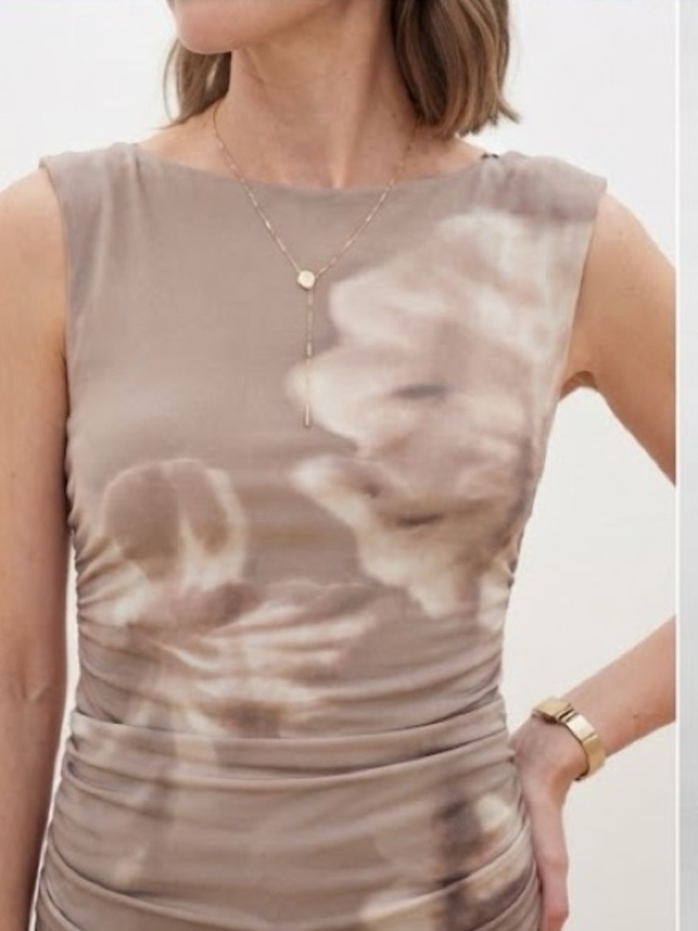 Cupcakes & Cashmere - Sleeveless Taupe Floral Drape Rouched Side Top Blouse 1X